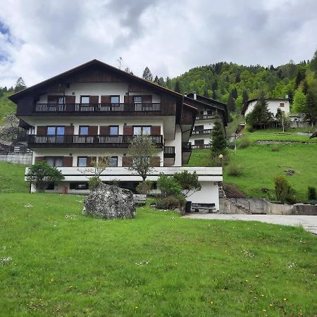 Appartamenti Dolomiti Colcerver Экстерьер фото